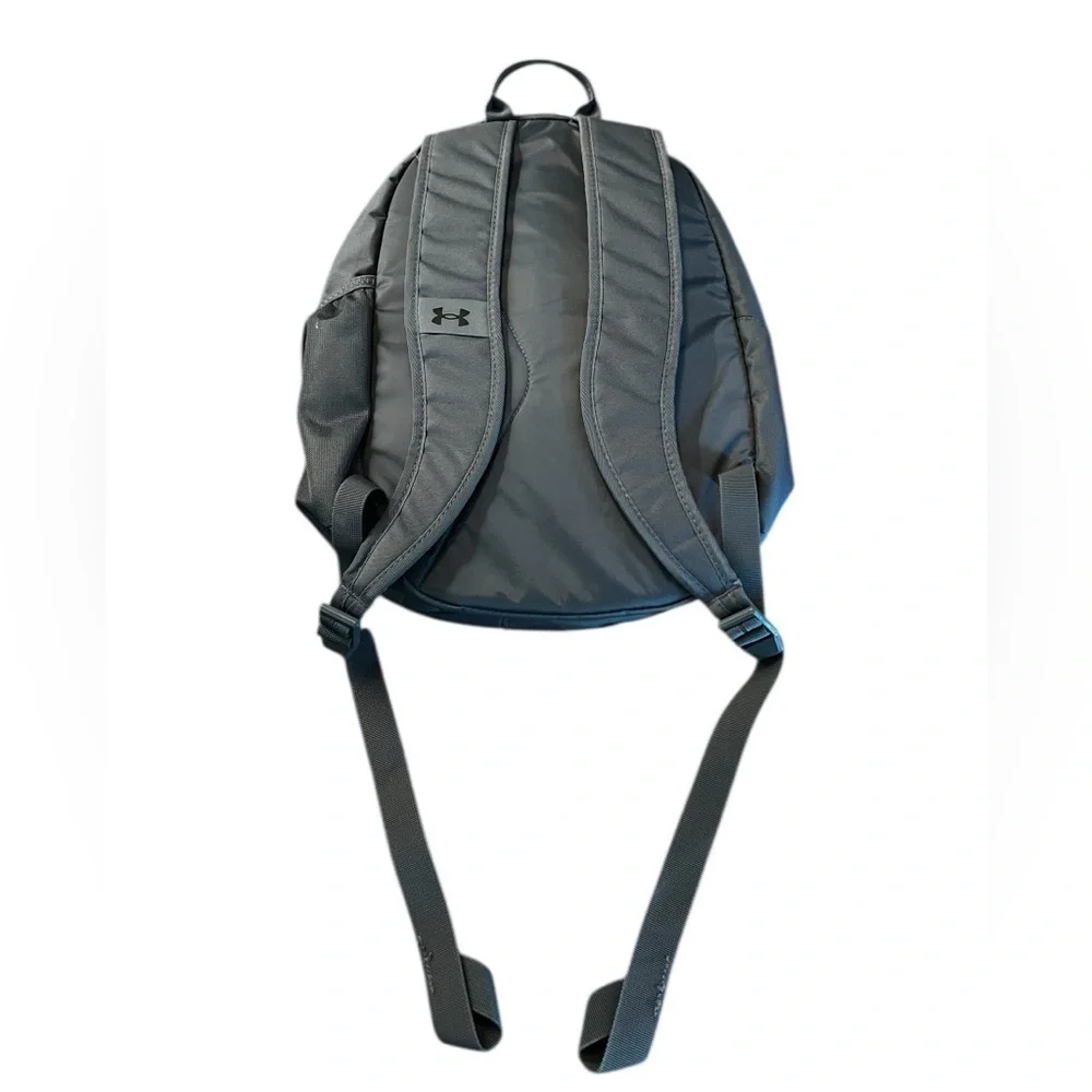 Under Armour Gray & Black Storm Hustle-Lite Backpack with Durable Design NWOT